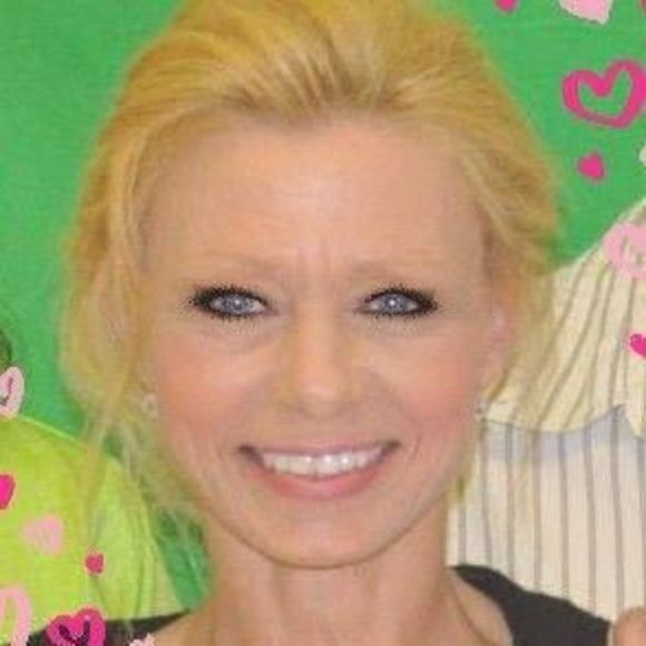 Meet your Posher, Lisa - Picture 1 of 1